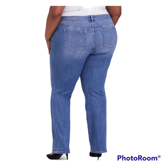 Torrid Slim boot light wash jeans - Picture 13 of 13